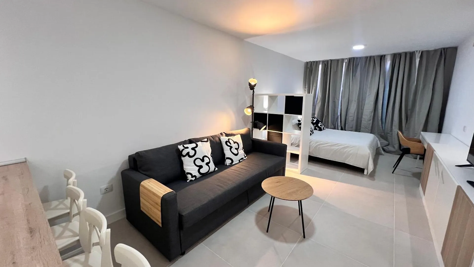 Sunny Apto Castle Harbour Los Cristianos  0*, Los Cristianos (Tenerife) İspanya